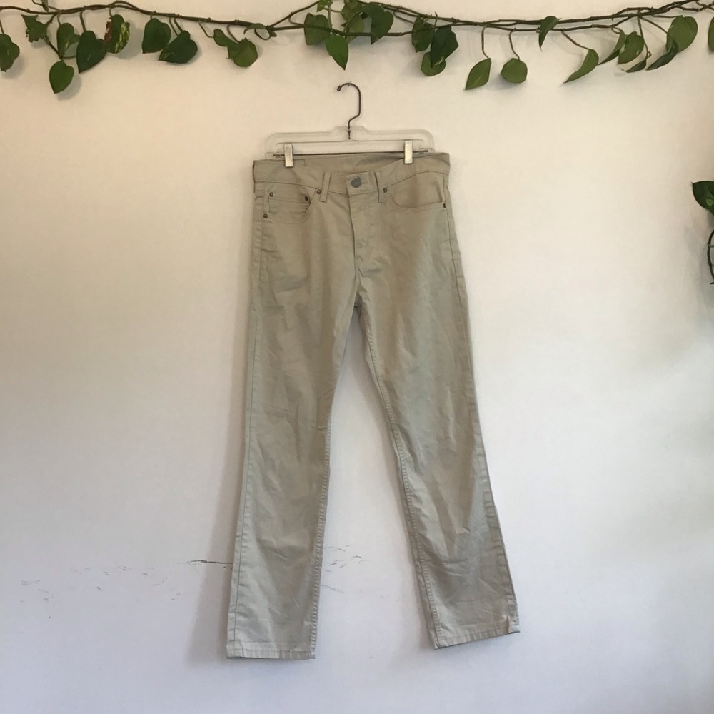 Levi Khakis